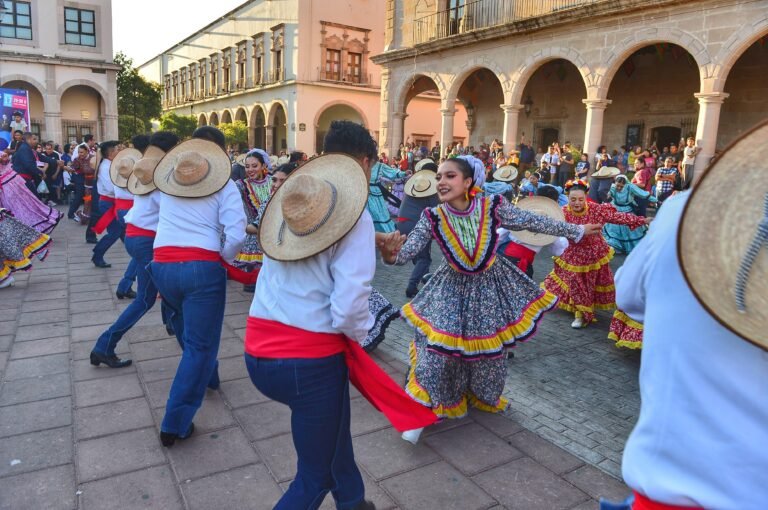 Durango muestra su alegría y orgullo cultural con el gran baile folklórico “El Revolcadero” 2024