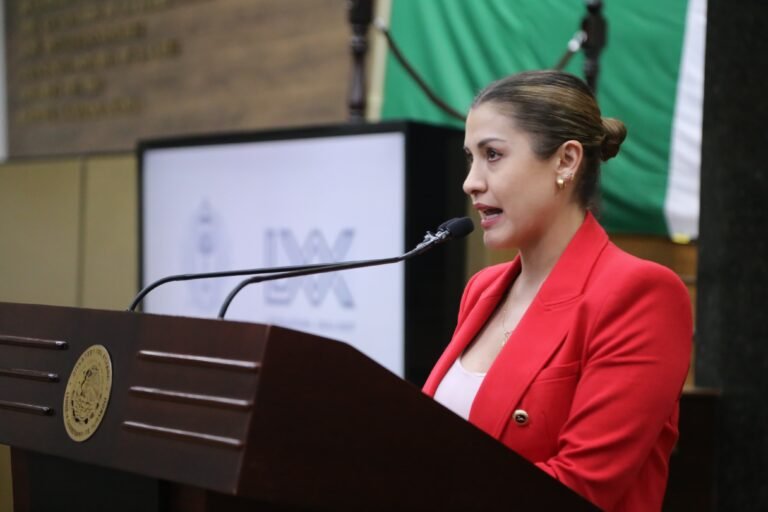 Propone Gaby Vázquez que Gobierno adquiera vehículos de bajas emisiones