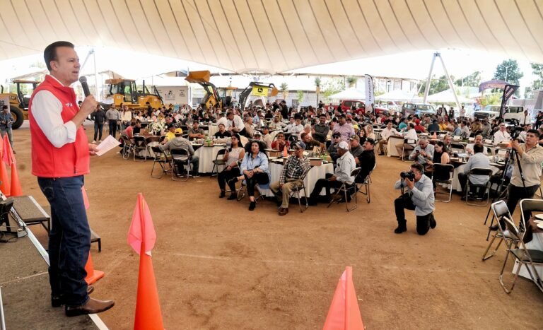 Anuncia Gobernador inicio de reparación de carreteras