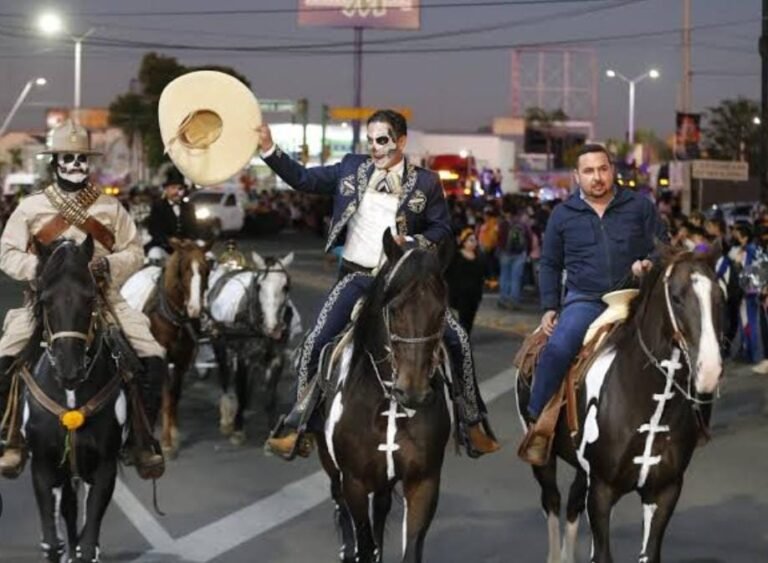 Mañana, tradicional desfile de Día de Muertos