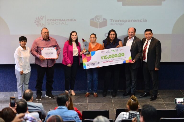 Entrega Gobierno estatal Premio de Contraloría Social 2024