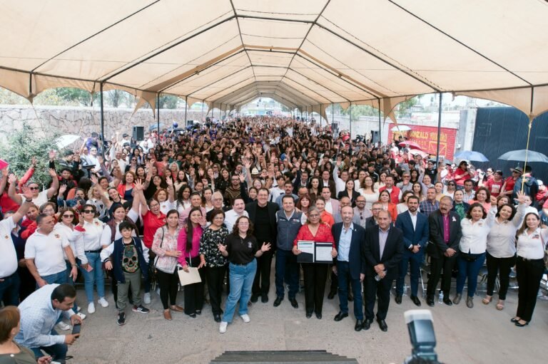 Reconocen familias CADI y Gonzalo Yáñez, visión del Gobernador  