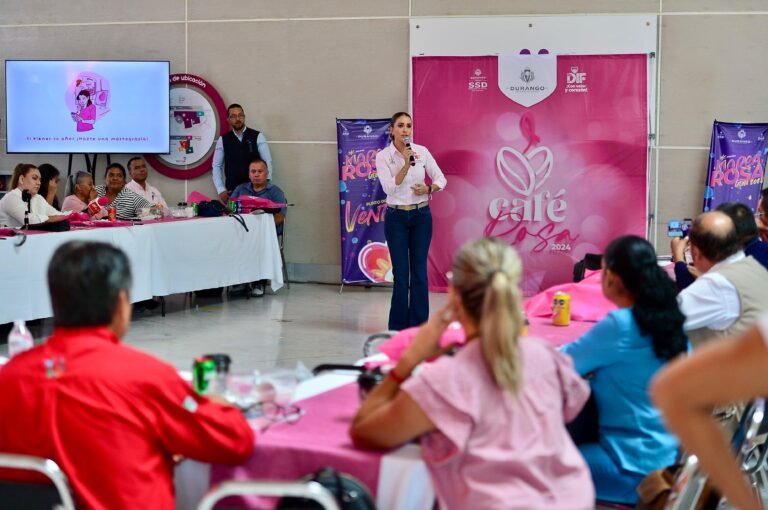 Lleva Marisol el primer «Café Rosa» a medios de comunicación de La Laguna