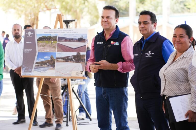 Estrena El Pueblito cancha de usos múltiples