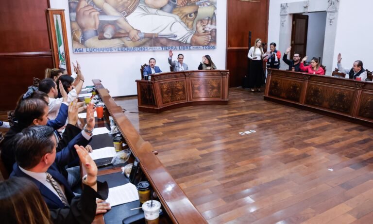 Una casa más limpia con un mejor manejo de residuos sólidos: Toño Ochoa