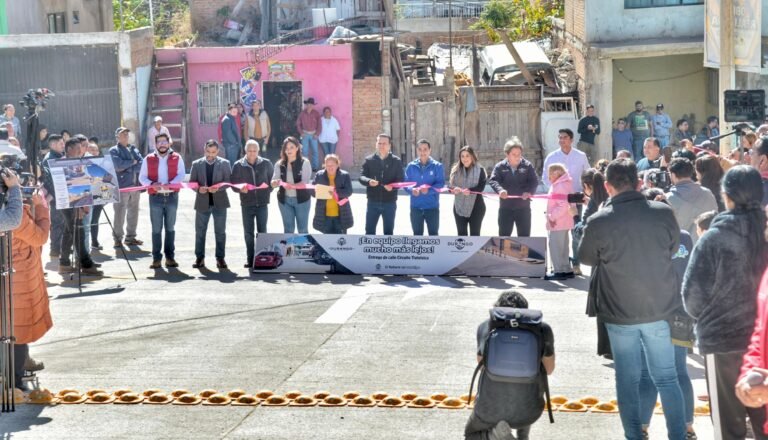 Durango capital renace con más calles pavimentadas por Esteban Y Toño