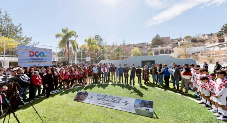 Renace Durango capital con el rescate de espacios públicos que realizan Esteban y Toño