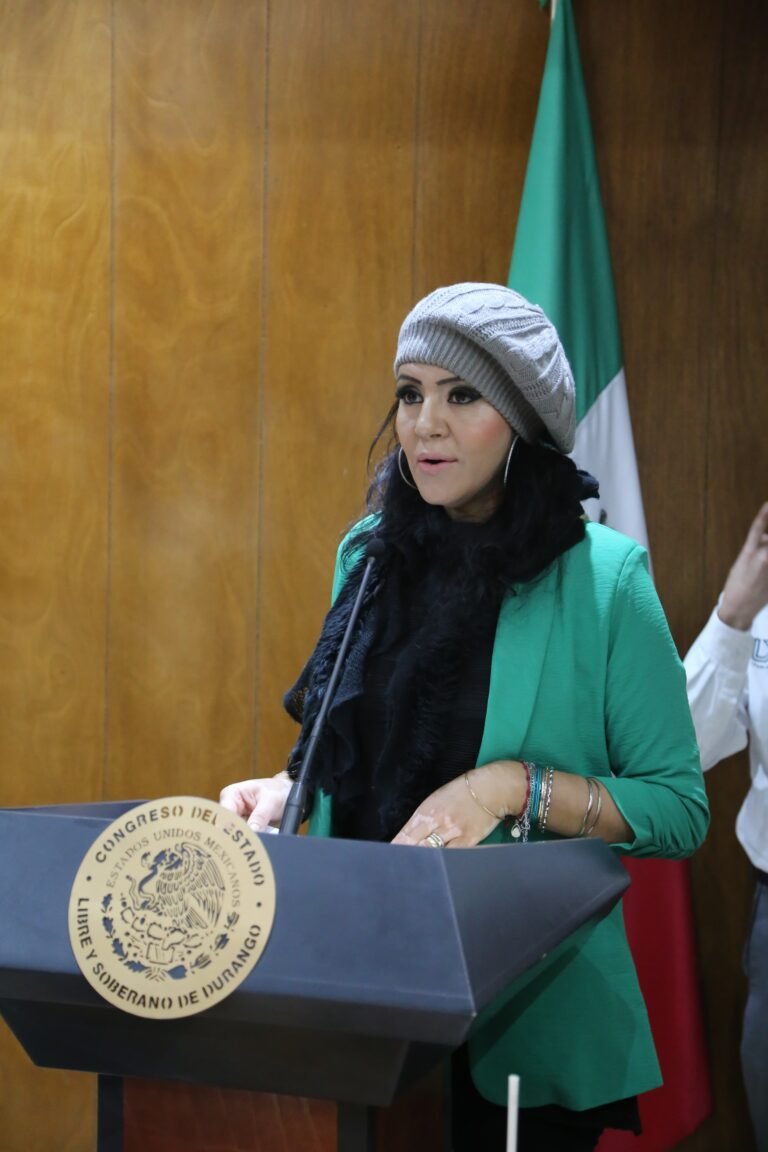 Impulsa GPPAN licencias laborales para padres de niños con enfermedades graves
