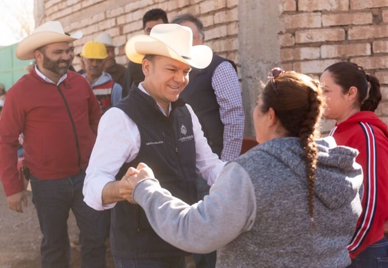 Lleva Gobierno apoyos invernales a comunidades de San Juan del Río