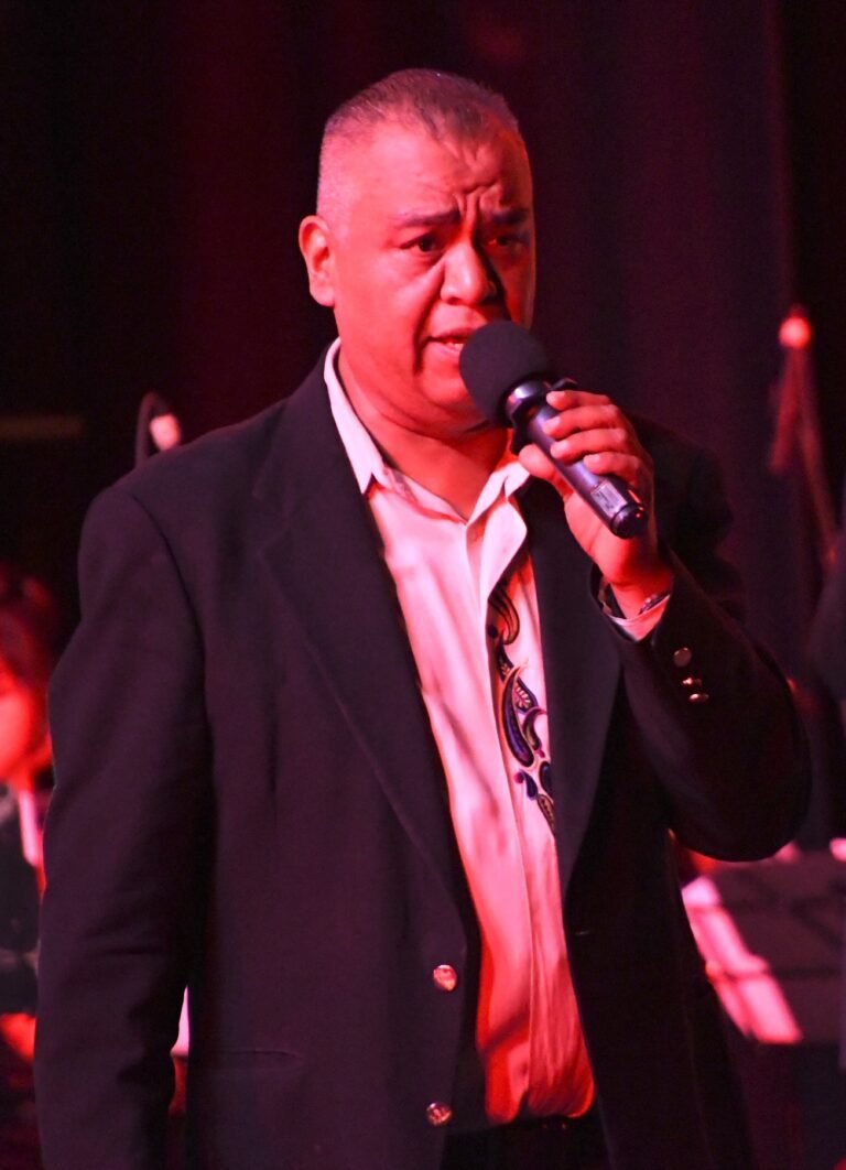 Lalo Sosa celebró 30 años de trayectoria con amigos