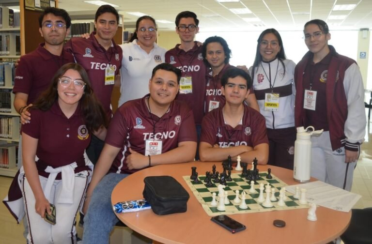 Ajedrecistas del ITD al nacional