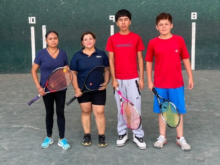 Exitoso torneo de frontenis
