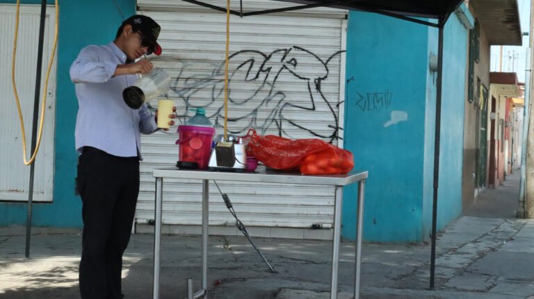 Retiran a comerciantes del Centro Histórico