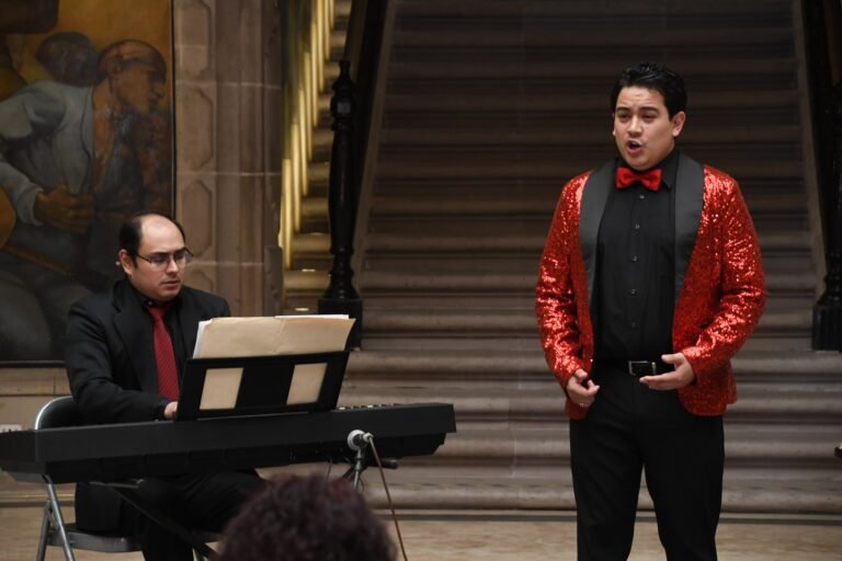 Celebran a mamá con un concierto de Arte Mexicano