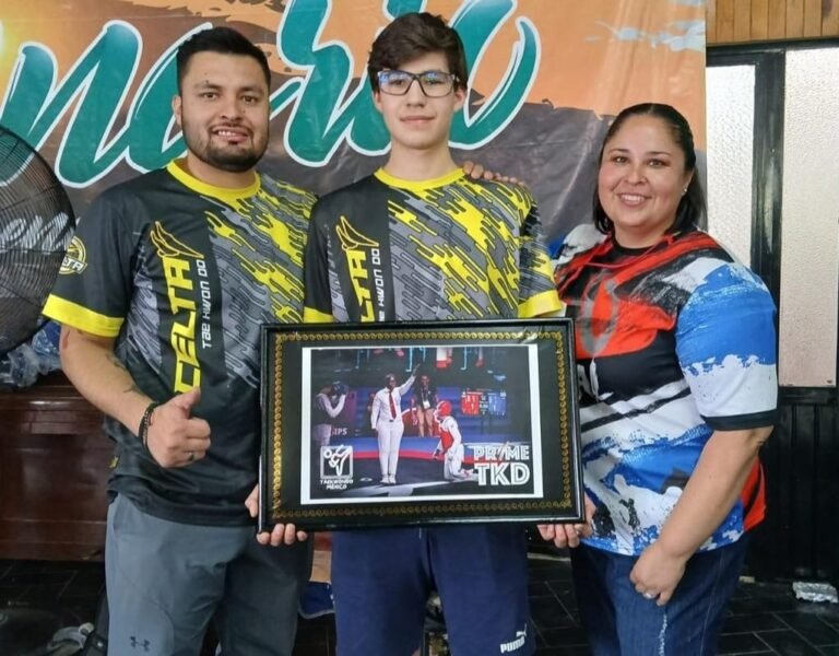 Reconocen a Abraham Monárrez