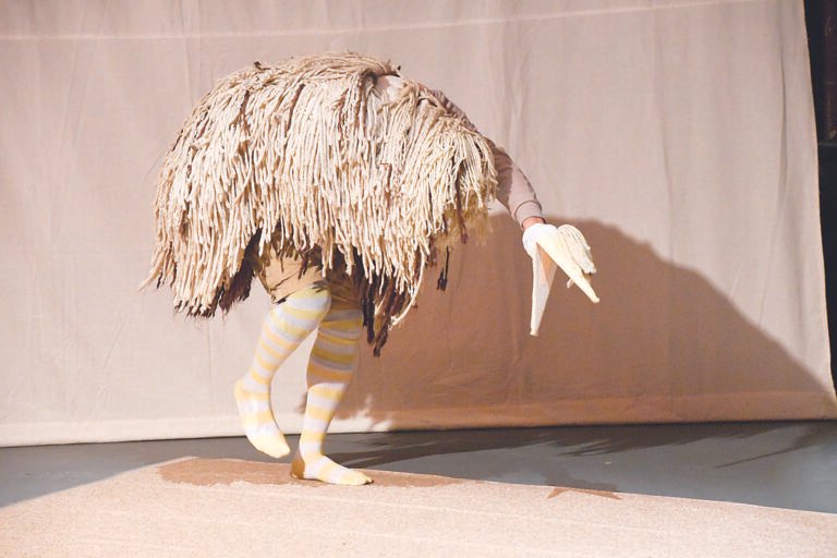 Inicia el TETEUFEST con el unipersonal “A Volar”