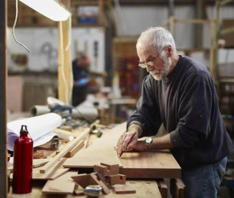 Fabricantes de muebles enfrentan bajas ventas