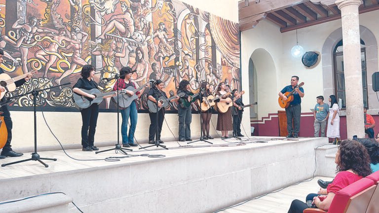 Llevan a cabo el recital “Cantos del corazón”