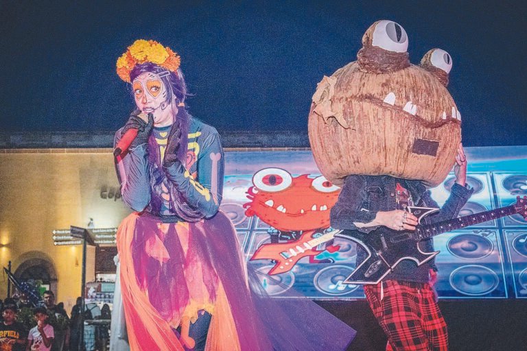 Fatrina en el más allá, viene a cantarle a la infancia en el Teatro Victoria