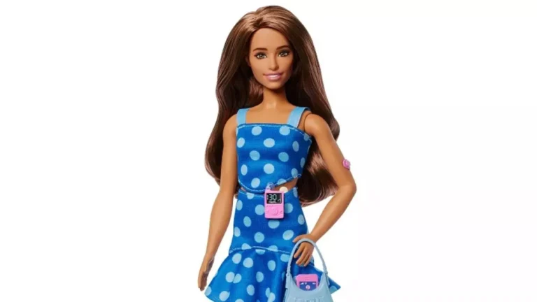 Lanza Barbie su primera muñeca con diabetes tipo 1