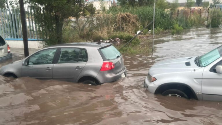 Lluvias y baches disparan en 40 % la demanda en talleres mecánicos