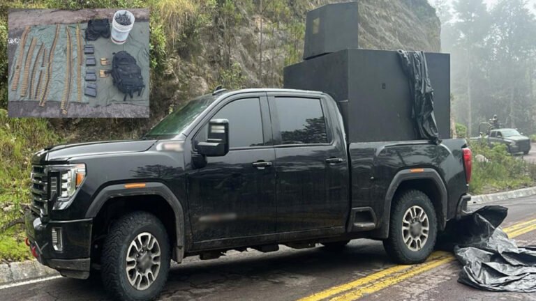 Aseguran camioneta con blindaje artesanal en Pueblo Nuevo