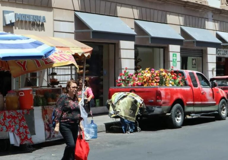 Inspectores intensifican operativos contra el comercio informal