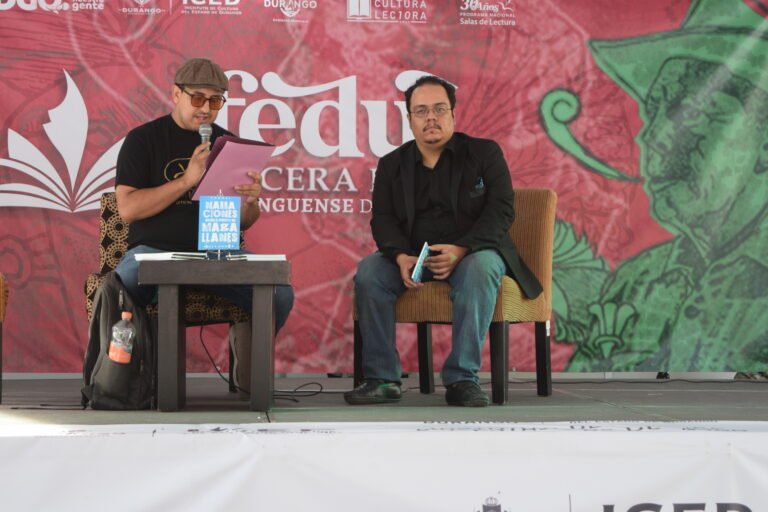 Andrei Maldonado presentó su libro “Narraciones desde el Puerto de Magallanes”