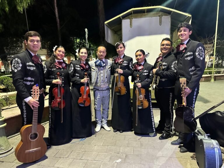 Reconocen participación del Mariachi Son Bohemio en Perote