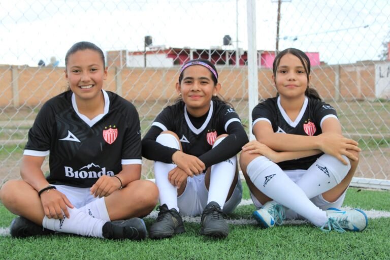 Duranguenses se integran a Necaxa Femenil