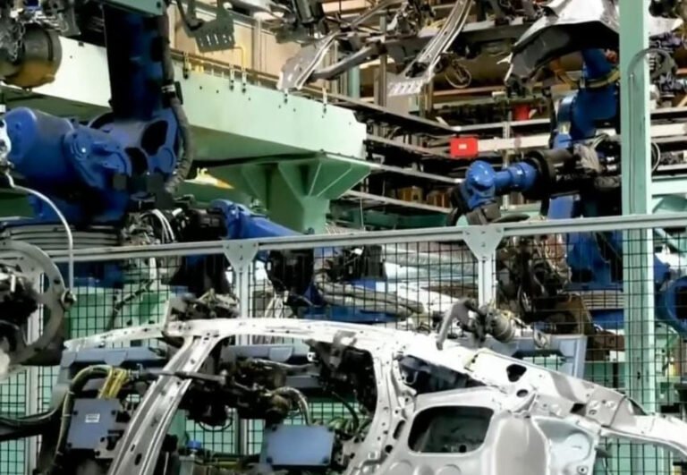 En Durango hay 5 empresas automotrices frenadas: SEDECO