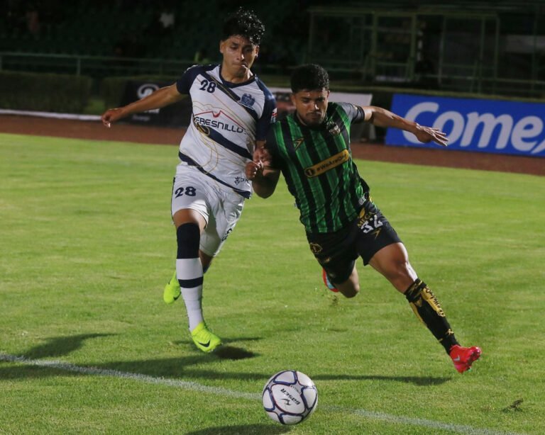 Alacranes prepara su debut