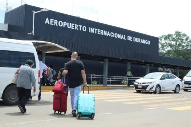 Cancelación de vuelos no fue por fallas locales