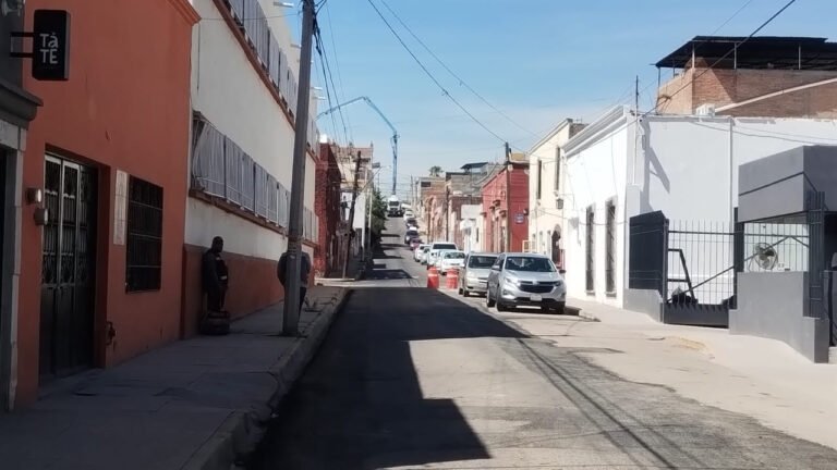Vecinos de calle Allende se quejan de problemas de inundación