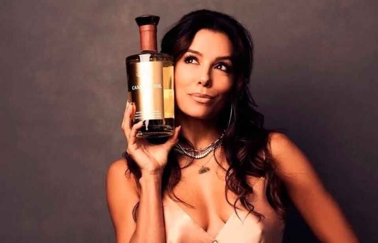 Demandan por 2 mdd a marca de tequila de Eva Longoria