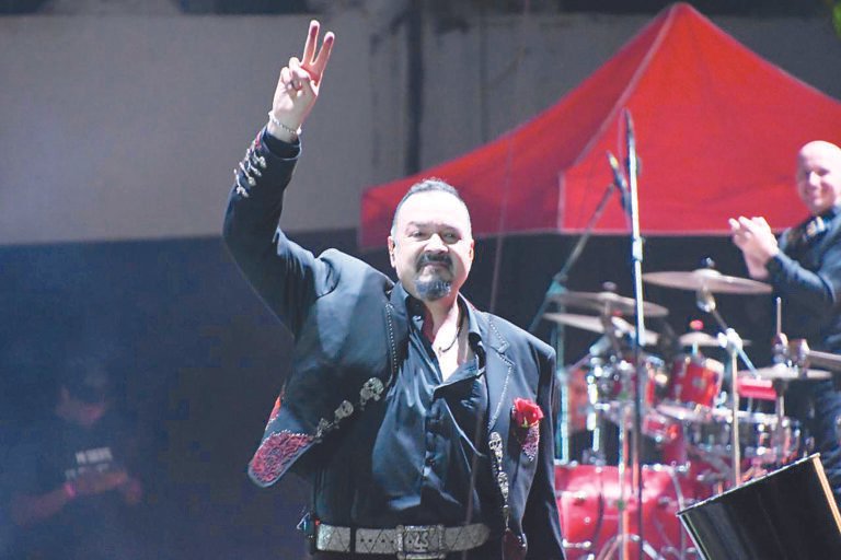 Cierra Pepe Aguilar la Feria “La Villista 2025” con rancheras y románticas
