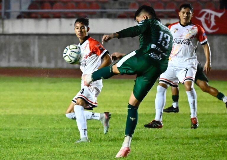 Regresan con 3 puntos