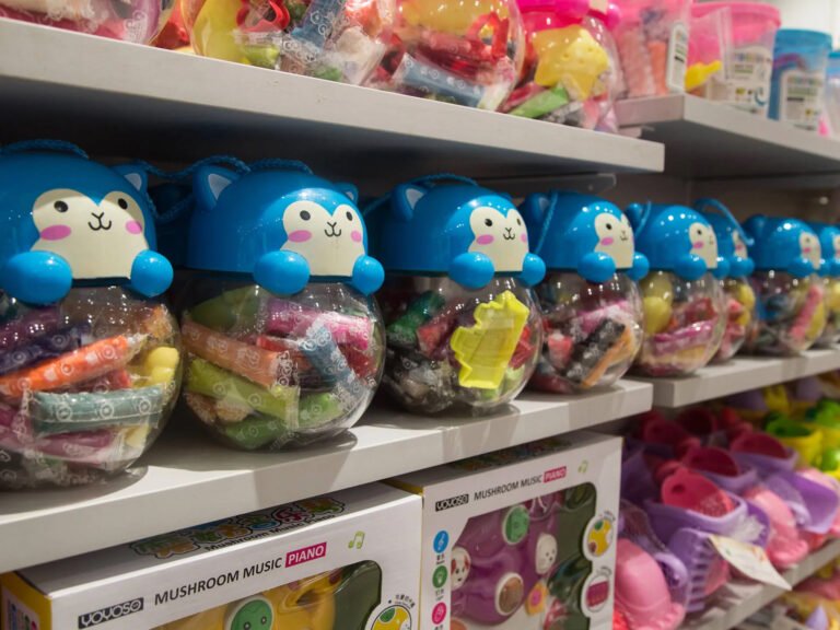 Detectan al menos 15 tiendas chinas en el Estado