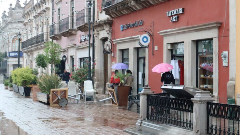 Continuarán las lluvias en la capital
