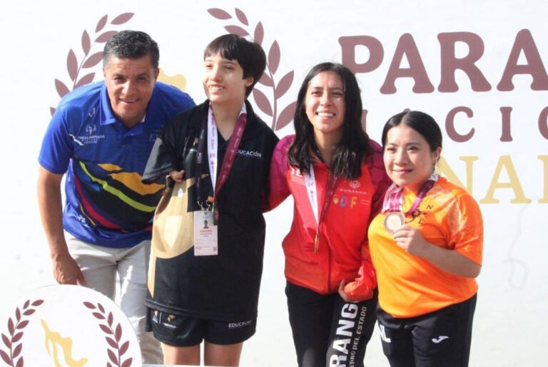 Termina para natación con 5 medallas