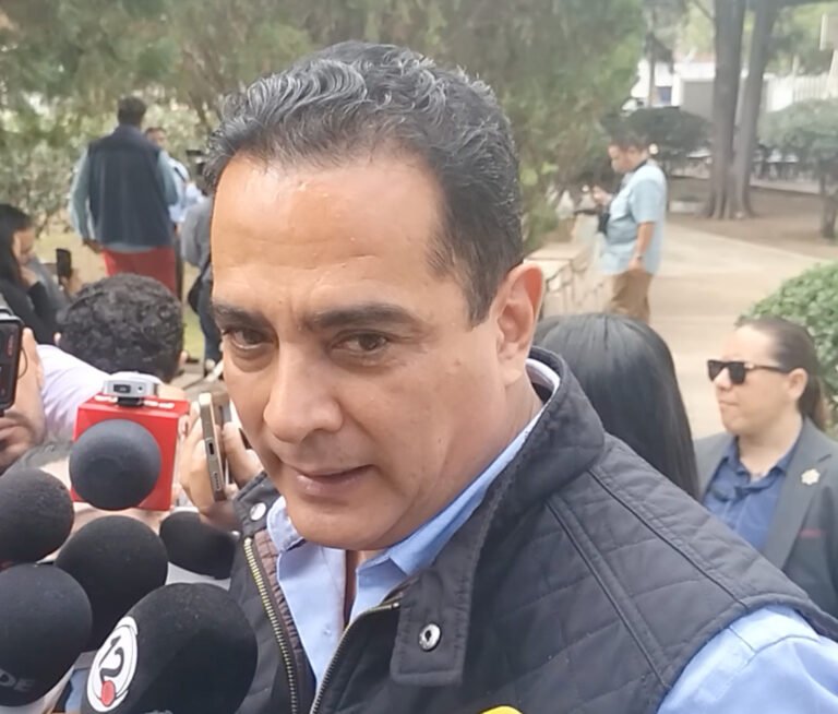 Alcalde promete apertura de Alberca 450 en octubre