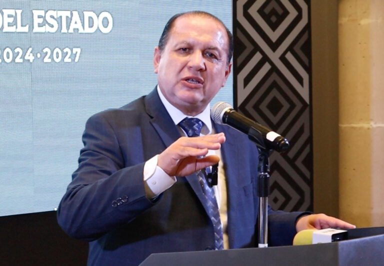 Congreso gestionará recursos federales para rehabilitación de carreteras