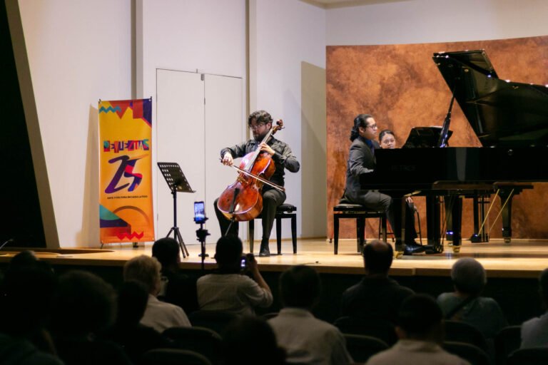 Joel Chávez Velázquez y Guilibeu Urbieta Vera entregan emotivo recital de violonchelo y piano