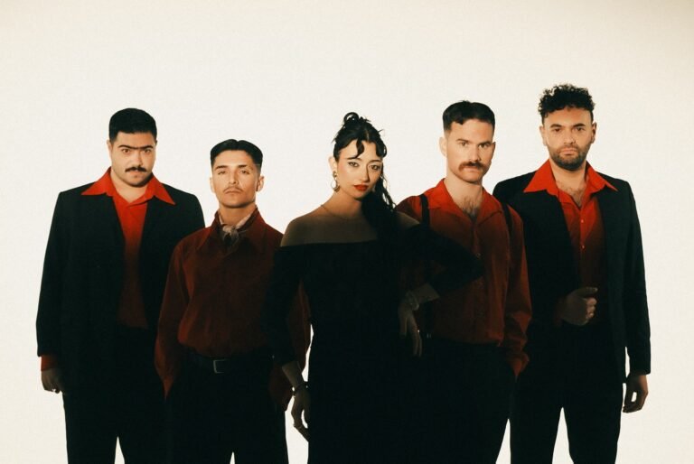 Catalina y las Bordonas de Oro presentan su álbum “Presagio”