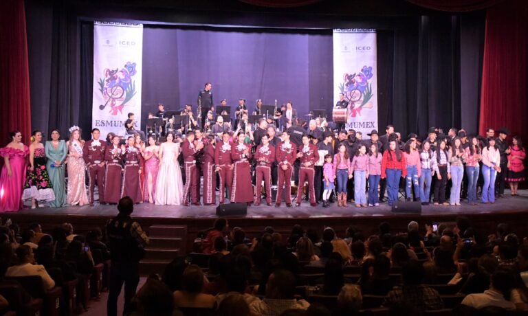 La ESMUMEX presentó con éxito el espectáculo “Es Tiempo de Mujeres”