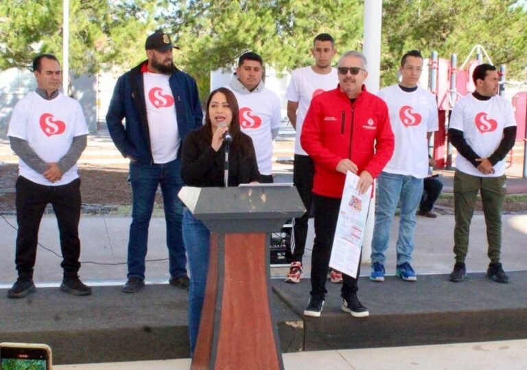 Presentan Copa Navideña de Futbol y Voleibol