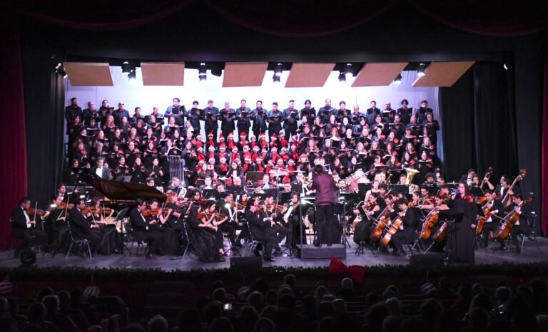 Viven una “Maravillosa Navidad” con AdorArte Sinfónico