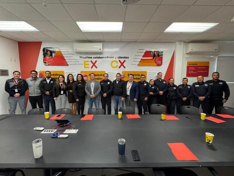 Reconoce Oxxo al Gobierno de Toño Ochoa por brindar paz y tranquilidad a la gran familia duranguense.