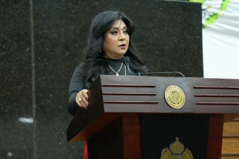 Propone la 4T restringir acceso a eventos masivos a deudores alimentarios