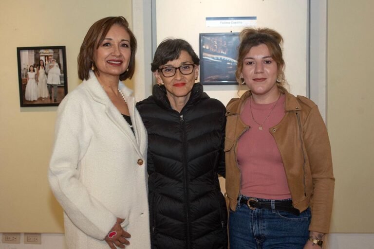 Inauguraron la exposición “Susurros visuales: arquitectas de lo volátil”